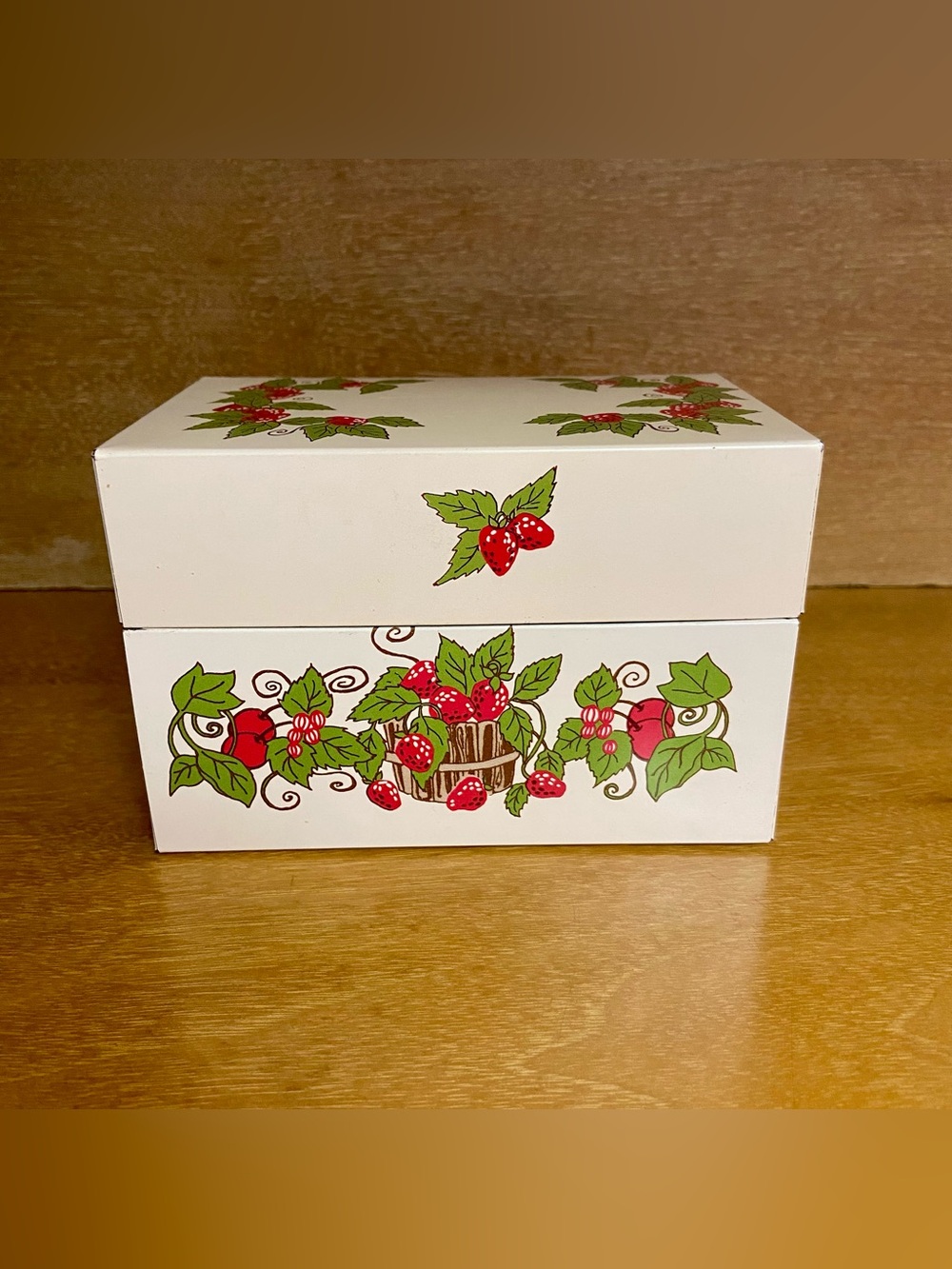 Syndicate Mfg. Co. Tin Recipe Box Strawberries Cherries Vintage MCM Retro Metal